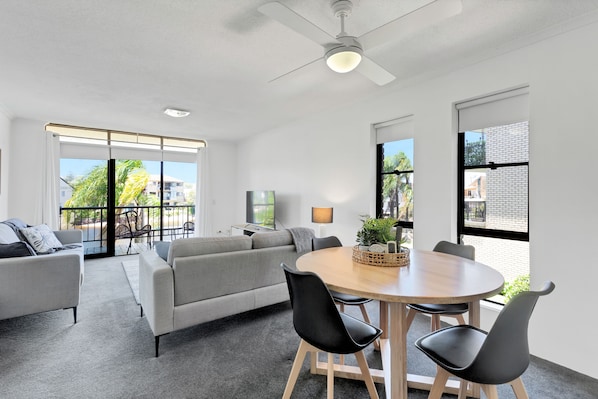 Departamento estándar | Área de sala de estar