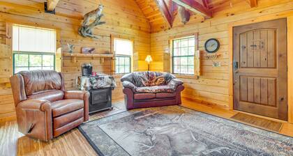 Secluded Oakland Cabin w/ Private Yard!