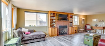 Winchester Bay Vacation Rental Near Dunes & ATV!