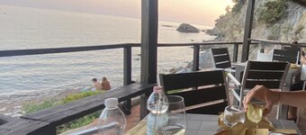 Sea front beachhouse
