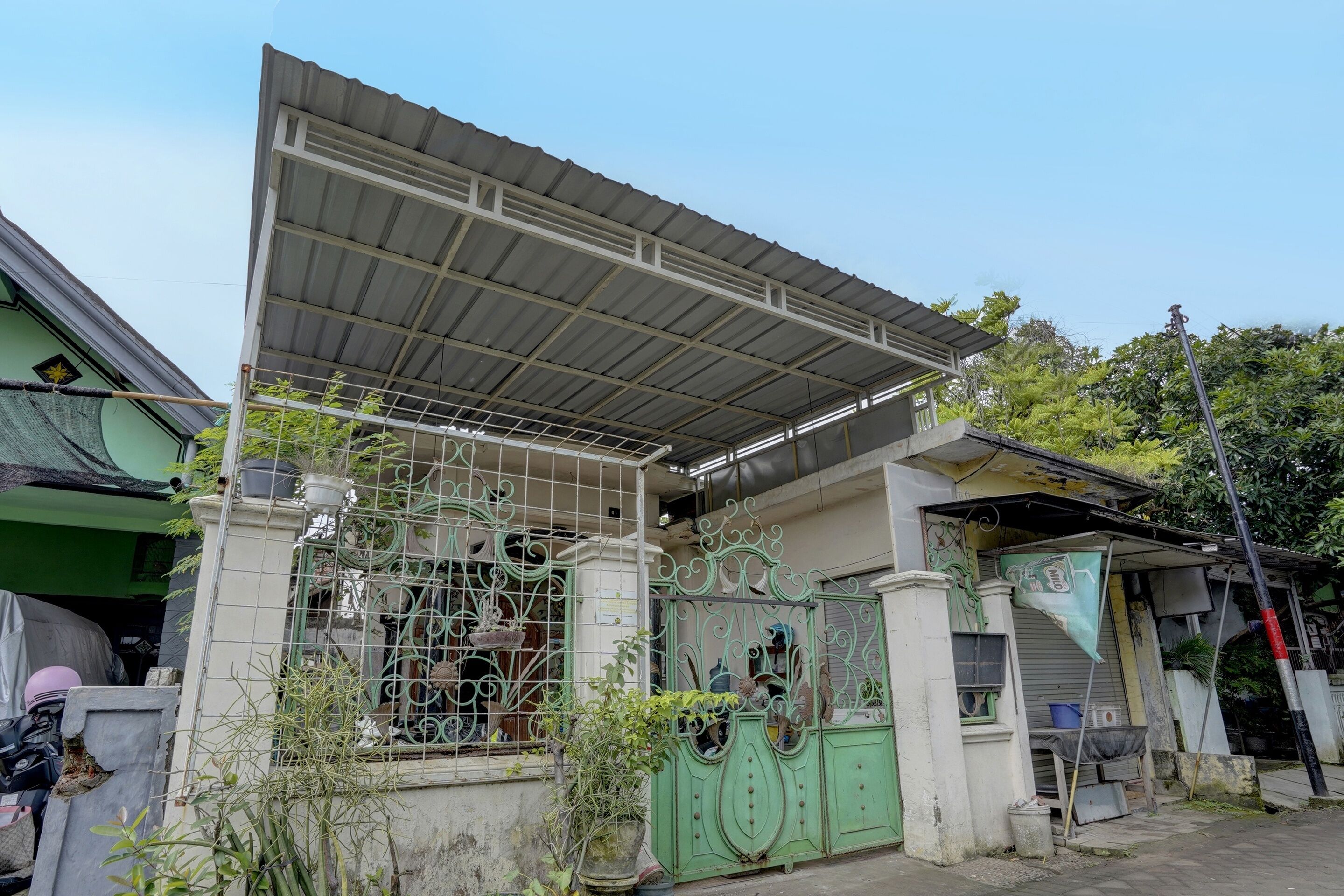 Fachada da propriedade