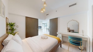 1 bedroom, desk, iron/ironing board, WiFi