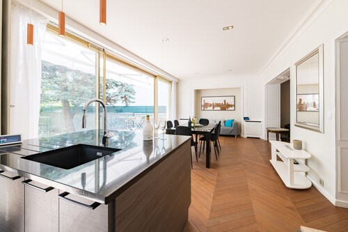 Somptueuse maison- Piscine-Sauna-10 Pers-Climatisation