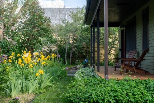 The Garden House in Livingston