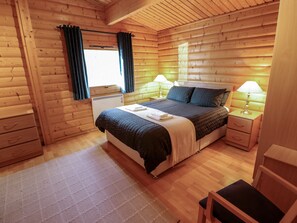 3 bedrooms, individually decorated, individually furnished, free WiFi