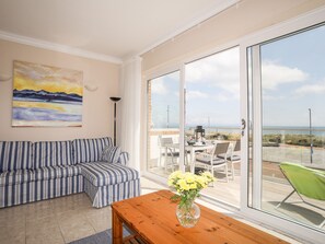Living area - 7 Min Y Traeth (Pwllheli)
