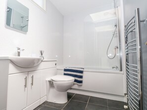 Feriehus | Badeværelse | Bruser