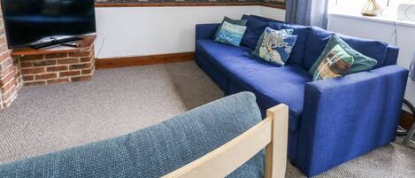 Cottage | Living area