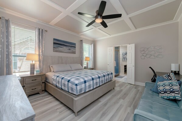 5 chambres, bureau, fer et planche à repasser, lit parapluie