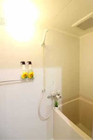 Bathroom - Nishi-Shinjuku HOUSE FIVE 1F (Tokyo)