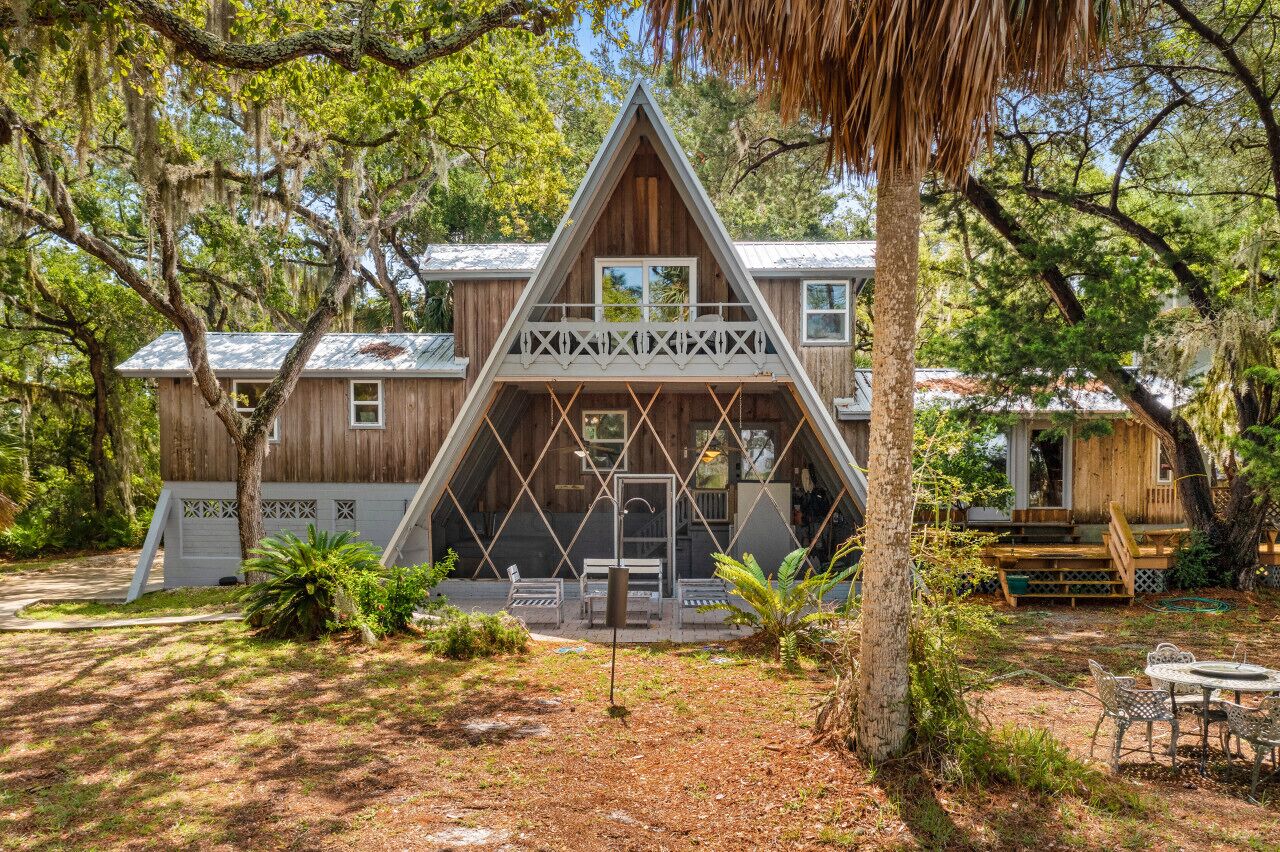 Bay Front A-Frame with Dock and Kayaks