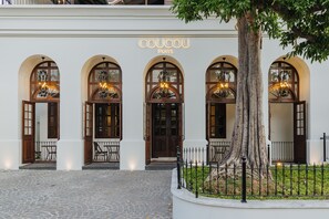 Front of property - Coucou Hotel (Chiang Mai)