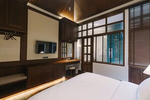 Deluxe tweepersoonskamer | Een minibar, individueel gemeubileerd, een bureau, gratis wifi