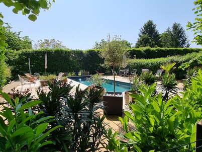 Longère 156m² 4 6 to 11P 8beds Heated Pool Sancerre Vineyard. Centre Loire
