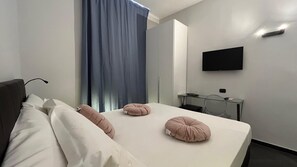 Kamar Double Superior | Meja kerja, kedap suara, Wi-Fi gratis, dan seprai linen