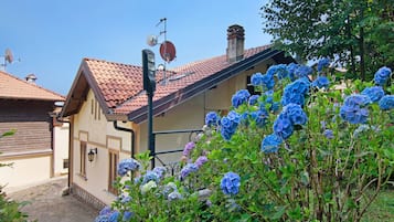AuĂendetails