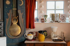 Interior - Holiday Home '19th Century Windmill' with Sea View and Private Garden (Cherrueix)