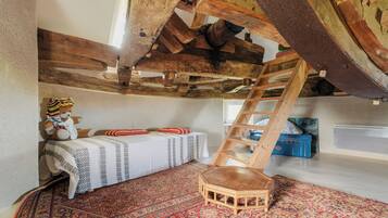 2 chambres, fer et planche Ă repasser