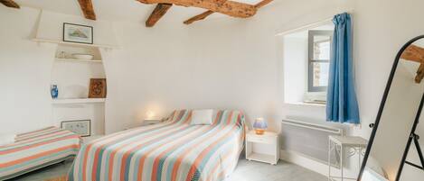 2 Schlafzimmer, BĂŒgeleisen/BĂŒgelbrett