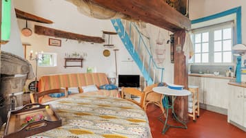 Télévision, cheminée