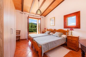 3 chambres, Wi-Fi gratuit, draps fournis