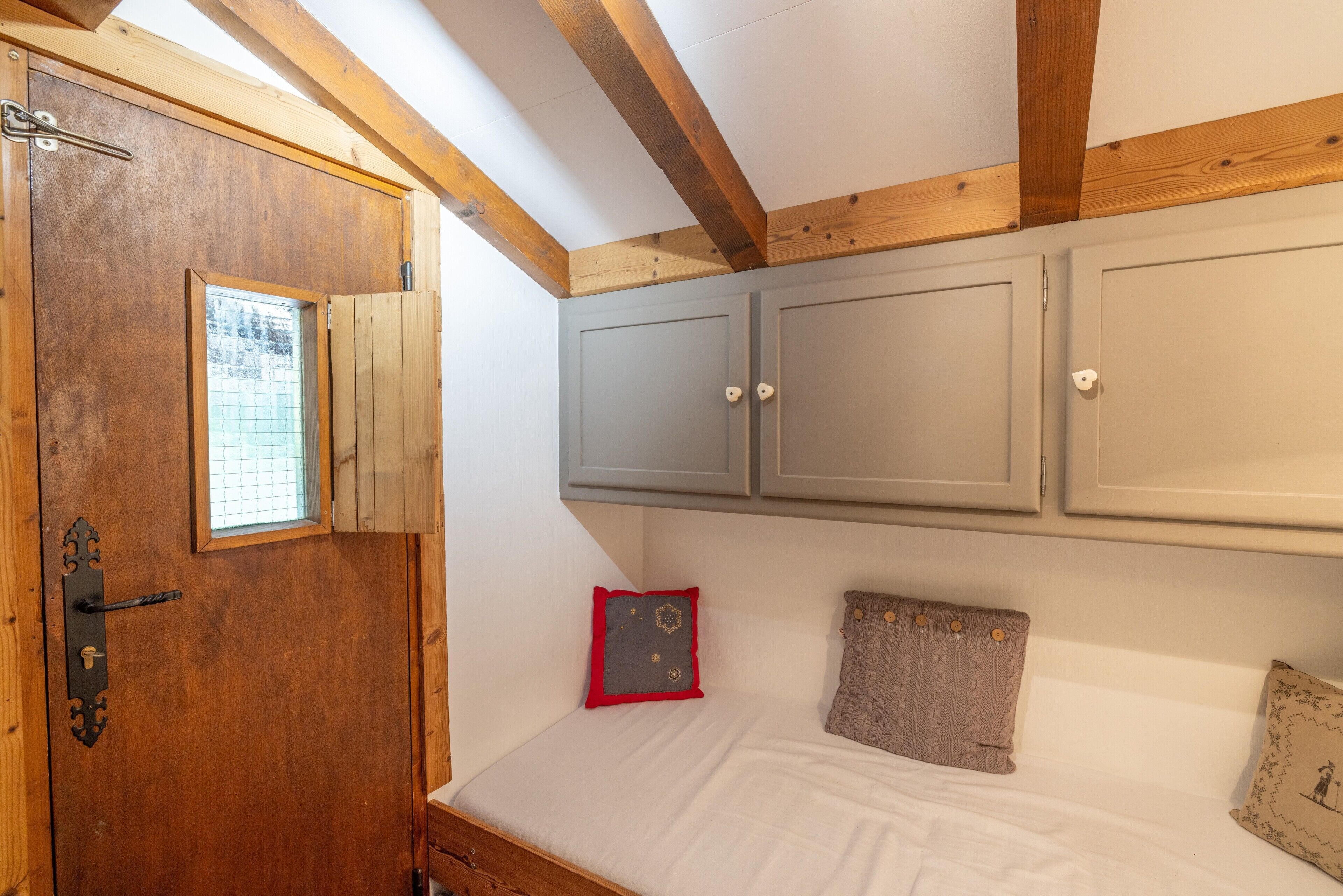 1 Schlafzimmer, Bügeleisen/Bügelbrett