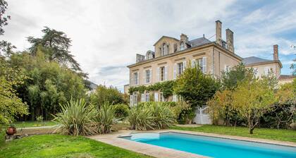 Maison de maßtre avec piscine privée, terrasse privée et Wi-Fi