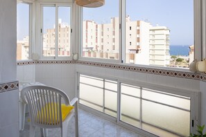 Interior - Studio Apartment 'Torre Del Mar' with Sea View, Wi-Fi and Air Conditioning (Torre del Mar)