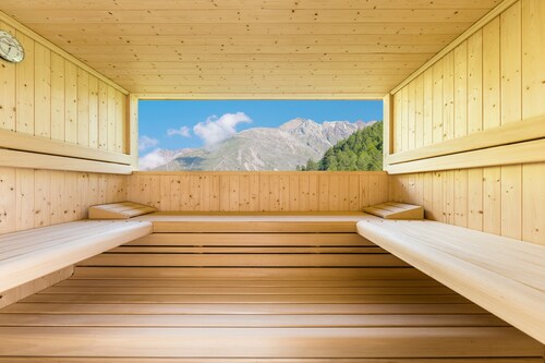 Ferienwohnung 'Josephus - Domicilium II' mit Bergblick, Gemeinschaftsterrasse und WLAN