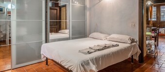 Appartement 'Casa Vacanze Santa Clara' met gedeeld terras, Wi-Fi en airconditioning