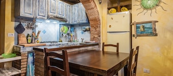 Ferienwohnung 'Casa Vacanze Santa Clara' mit gemeinsamer Terrasse, WLAN und Klimaanlage