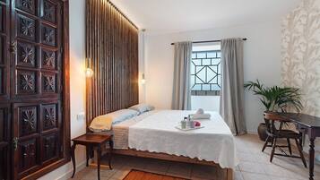 4 dormitorios, tabla de planchar con plancha, wifi gratis y ropa de cama