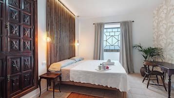 4 dormitorios, tabla de planchar con plancha, wifi gratis y ropa de cama
