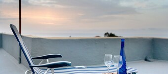 Chalet "Casa Barreto" with Sea View, 3 Private Terraces & Wi-Fi