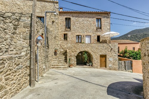 Holiday Home 'Casa De Pueblo' with Mountain View, Private Terrace and Wi-Fi