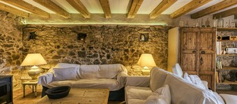 Holiday Home 'Casa De Pueblo' with Mountain View, Private Terrace and Wi-Fi