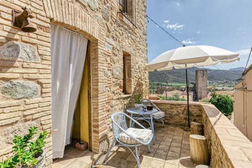 Holiday Home 'Casa De Pueblo' with Mountain View, Private Terrace and Wi-Fi