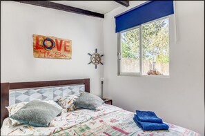 1 bedroom, free WiFi, bed sheets