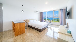 Basic Room, 1 Bedroom (Danbi(ocean view)) | 1 bedroom, free WiFi - Sokcho Ocean View Pension (Sokcho)