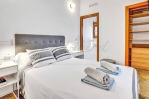 2 Schlafzimmer, Bügeleisen/Bügelbrett, Reisekinderbett, kostenloses WLAN