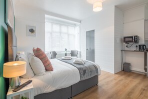 1 soverom, strykejern/-brett, wi-fi og sengetøy