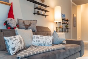 Fernseher, Stereoanlage