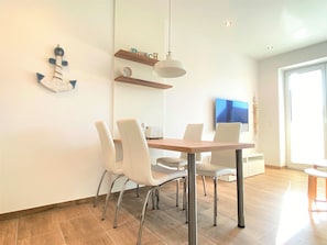 Dining - Hello and welcome to Apartment Fiete! (Dangast)