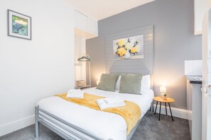 1 bedroom, iron/ironing board, WiFi, bed sheets