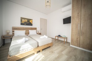 2 Schlafzimmer, Zimmersafe, Bügeleisen/Bügelbrett, Reisekinderbett