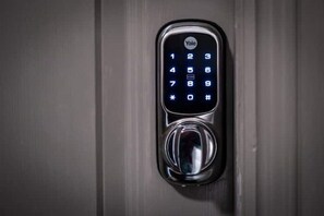 Miscellaneous - Elegant Georgian Apartment (Lancaster)