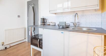 The Modern Cambridge Studio 3