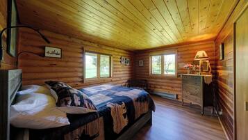 2 makuuhuonetta, Wi-Fi, vuodevaatteet