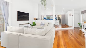 TV, ping pong, books