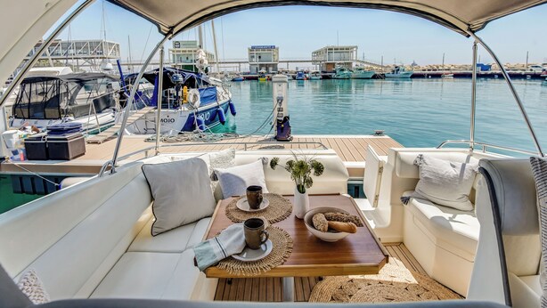 Unclassified image, 1 of 25, button - Boat Glafkos - Charming 2 bdr Boat (Limassol)